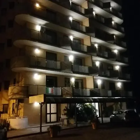 Campus 3* Бари