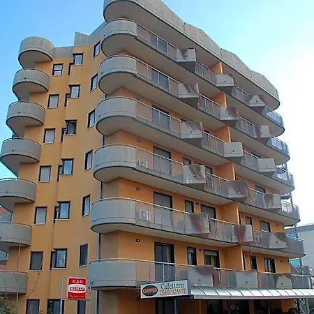 Отель Campus Бари